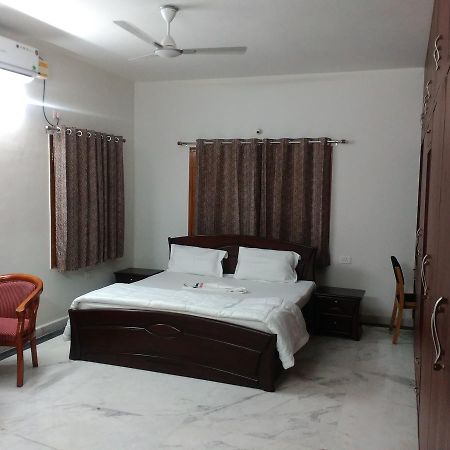 Fresh Living Prime Banjara Hotel Хидерабад Екстериор снимка